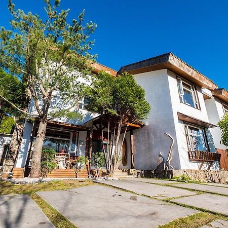 ไอ-ธิงค์ รีสอร์ต Bed & Breakfast เหรินอ้าย ภายนอก รูปภาพ