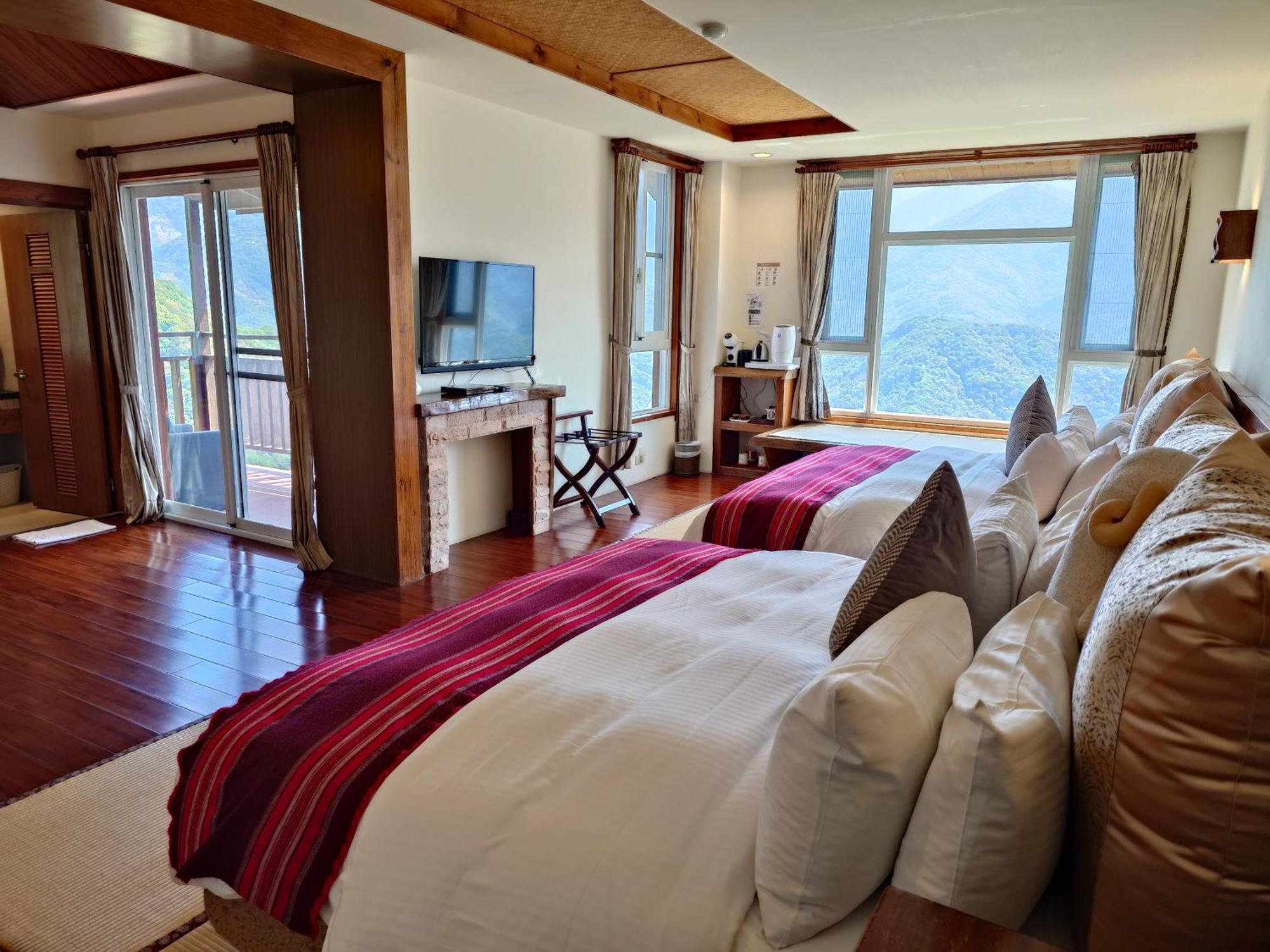 ไอ-ธิงค์ รีสอร์ต Bed & Breakfast เหรินอ้าย ภายนอก รูปภาพ